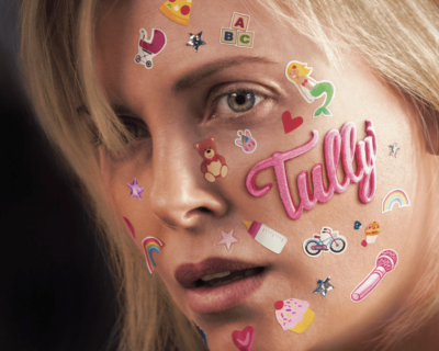 Tully – Recensione Film: quando una realtà estenuante incontra la fantasia